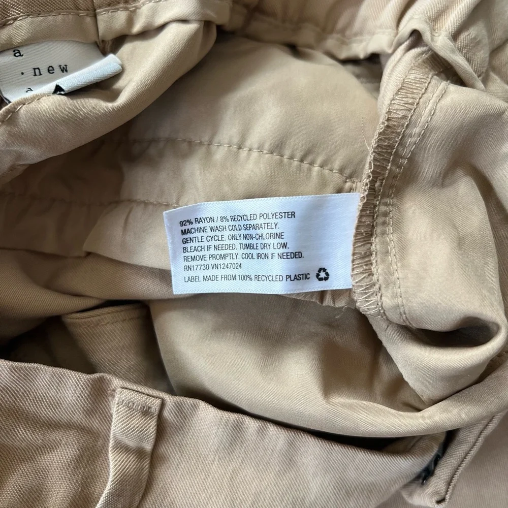 A New Day Tan Ankle Cargo Pants Women’s 4 Elastic Waist Multi Pockets Office